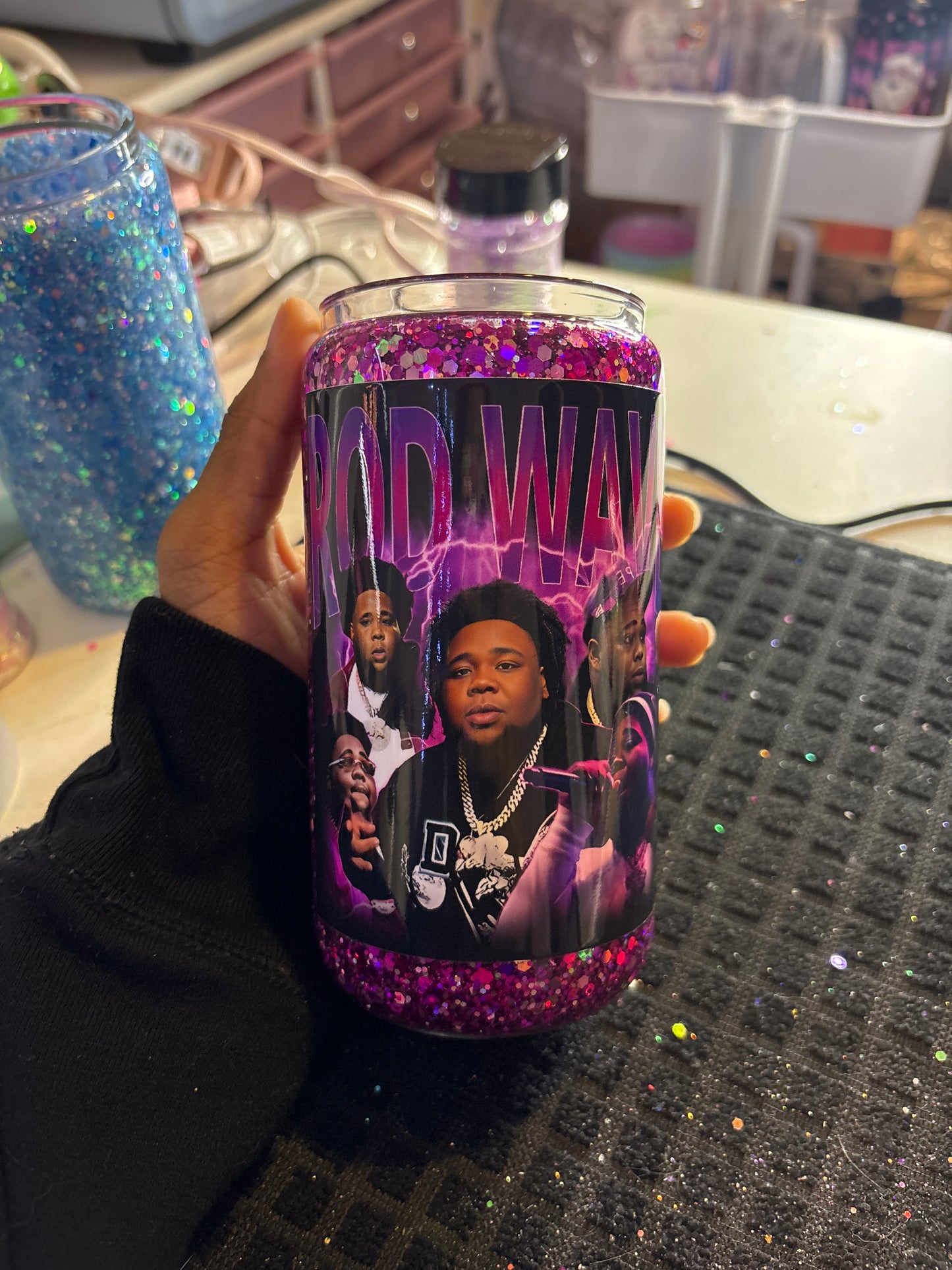 Rod wave cup